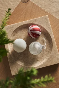 Bolas de Navidad Holiday 6 unidades, Blanco