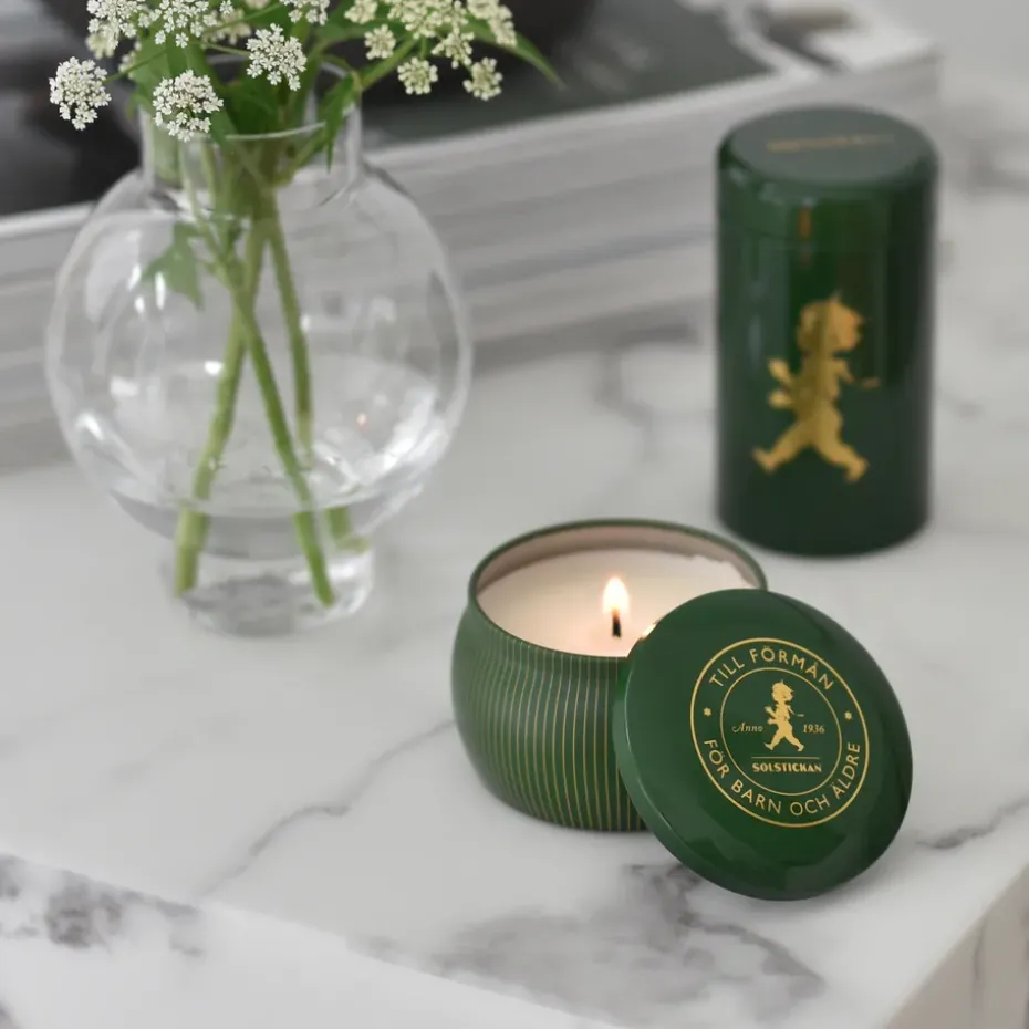 Caja de regalo Solstickan con vela aromática + bote con cerillas, Verde-vela perfumada de bosque de coníferas
