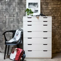 Cómoda Aoko de 7 cajones, Lacado blanco