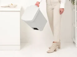 Papelera con pedal StepUp de 25 L, Gris claro