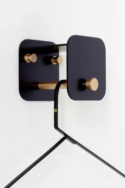 Percha Valet, Black