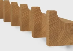Perchero Column 49 cm, Roble aceitado en tono cálido