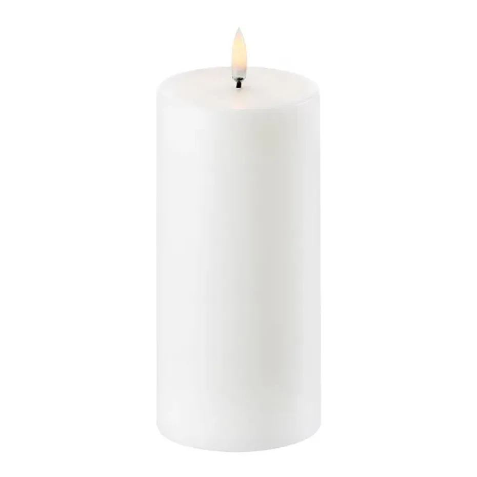 Vela gruesa LED Uyuni blanco Ø7,8 cm, 15,2 cm